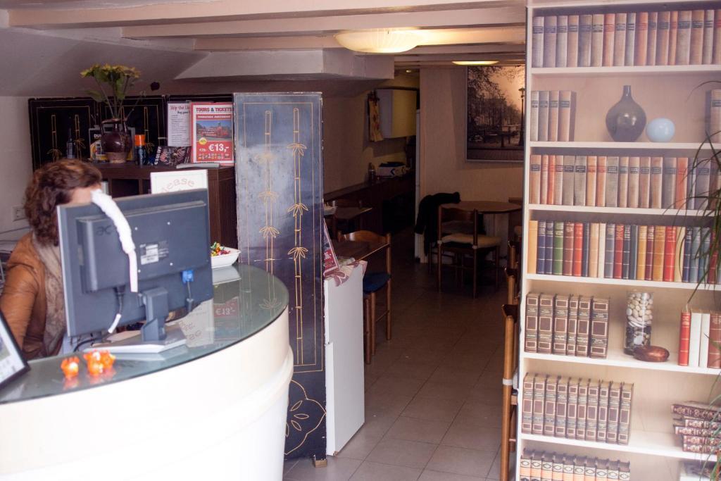 Hostel The Veteran Amsterdam Zewnętrze zdjęcie